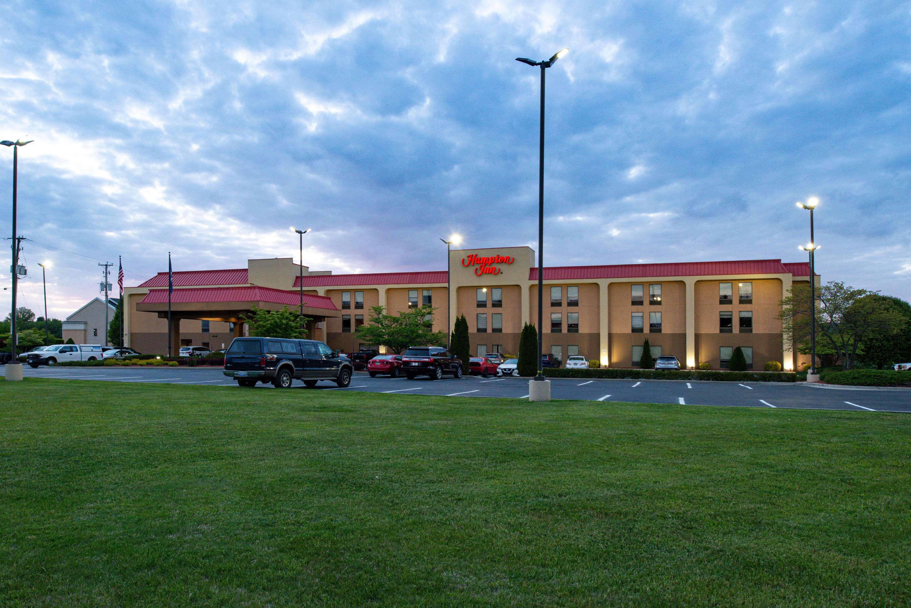 Hampton Inn Wytheville Esterno foto