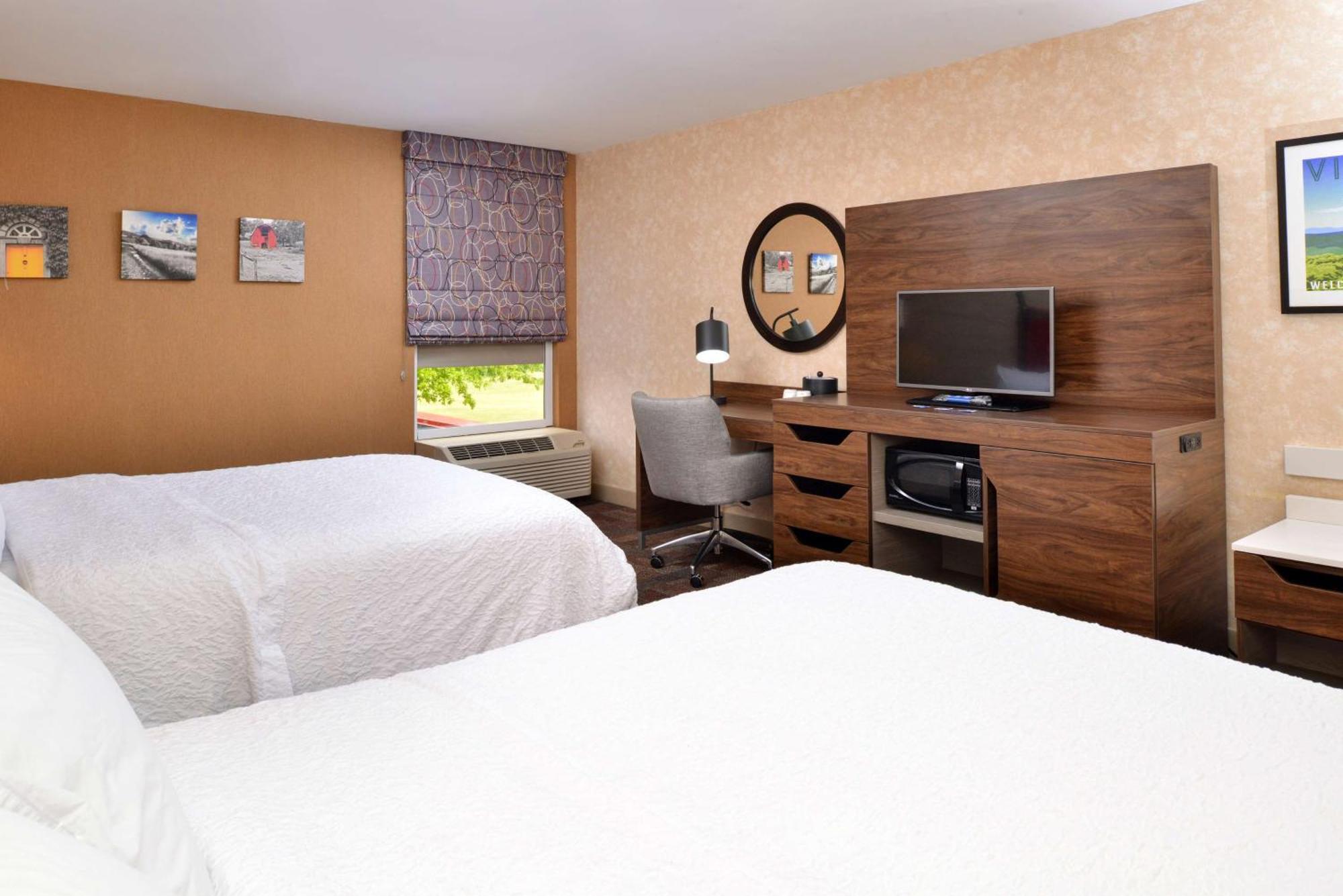 Hampton Inn Wytheville Esterno foto